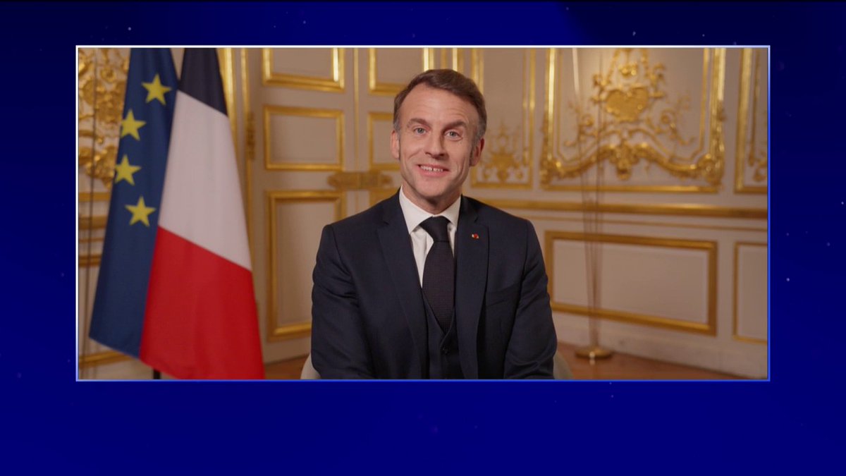 Emmanuel Macron, François Hollande, Marion Maréchal... Ces politiques souhaitent un joyeux anniversaire à BFMTV, pour les 20 ans de la chaînes