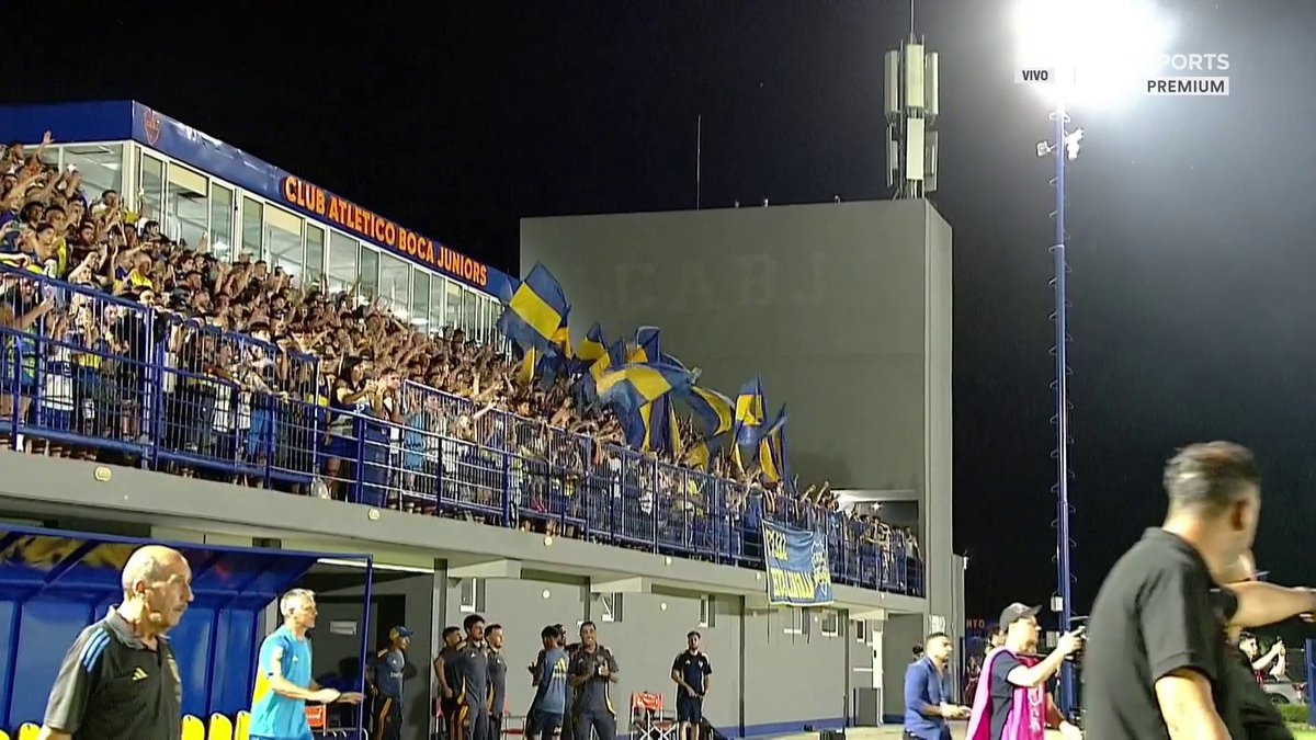 #Reserva | SILBATAZO FINAL y FESTEJO de LOS PIBES DE #BOCA después de GANAR EL SUPERCLÄSICO por 2-0 a river y meterse a la FINAL del TORNEO PROYECCIÓN.
