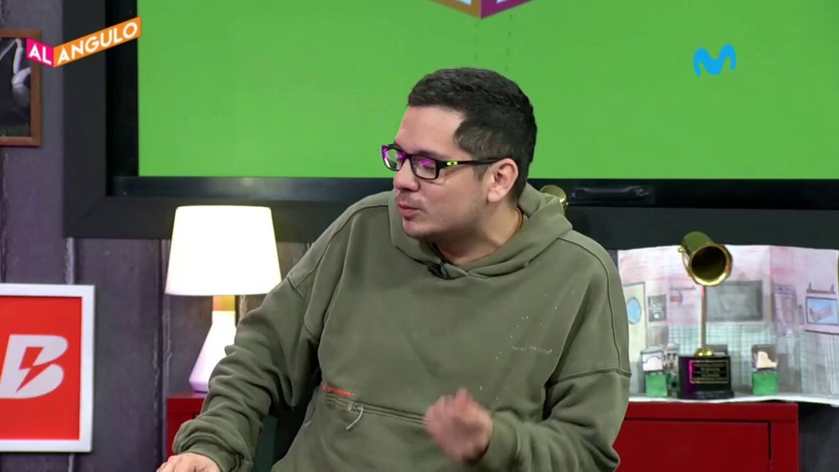 🎙️ Diego Penny: “Lo que es verdad es que, si Paolo campeonaba este año, se retiraba este año. Guerrero está esperando campeonar con Alianza y retirarse”. #AlÁngulo 🥅⚽