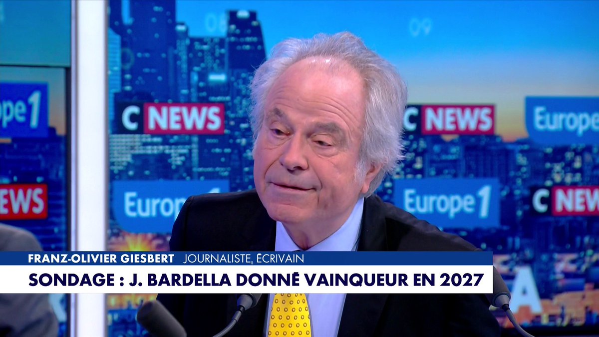 Franz-Olivier Giesbert, écrivain et journaliste, assure qu'«il est évident qu'il y aura un raz-de-marée RN», en revenant sur les sondages qui donnent Jordan Bardella vainqueur en 2027 #LaGrandeINterview