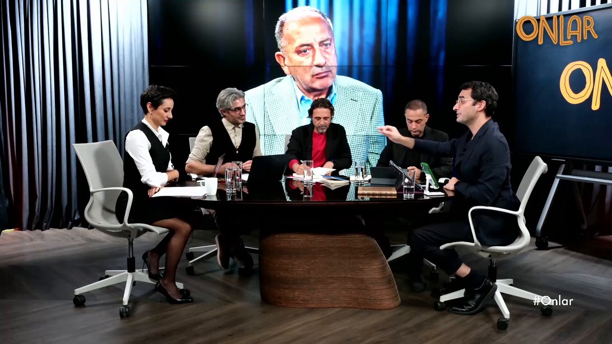 Barış Terkoğlu: "Fatih Altaylı'nın cezası kesinleşse bugün açık cezaevine çıkacak. Biliyorsunuz açık cezaevinde bir güvenlik önlemi yoktur, kaçmak serbesttir. Cezası kesinleşse açık cezaevine çıkacak olan Fatih Altaylı, kaçma şüphesiyle tutuklu."