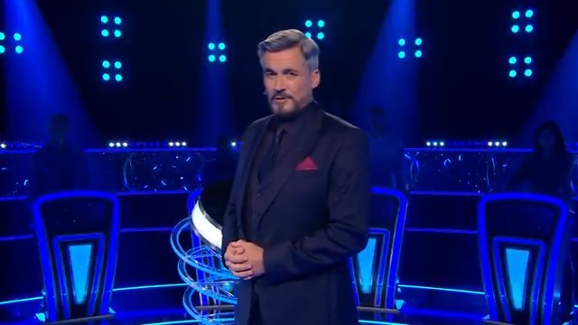 "Bienvenue, nous allons jouer au Maillon Faible" Le jeu le plus culte de la télé est de retour... mais ça ne va pas être une partie de plaisir pour tout le monde ! #LeMaillonFaible, présenté par Olivier MINNE, demain à 18:35 sur M6 et en streaming sur M6+ - Coupe du Monde de la FIFA 2026™