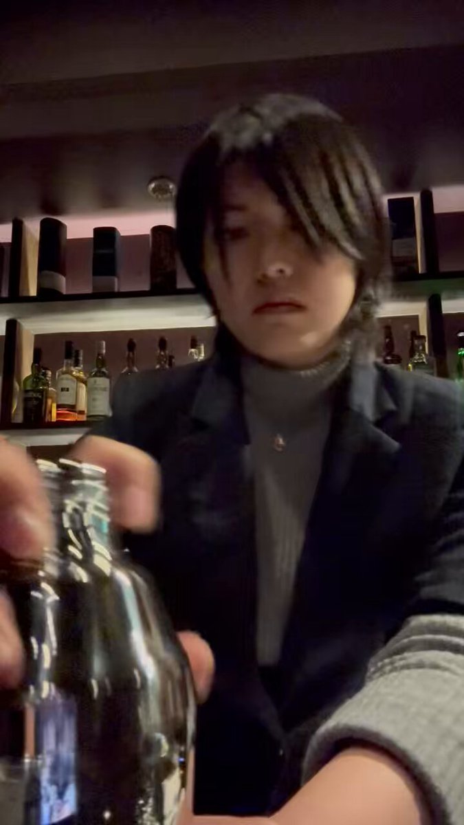 クズ氷多い時はシェイクの練習してるんですがまぁ〜筋トレと併用できなくて大変です！！筋肉痛で背中がしんどいwww