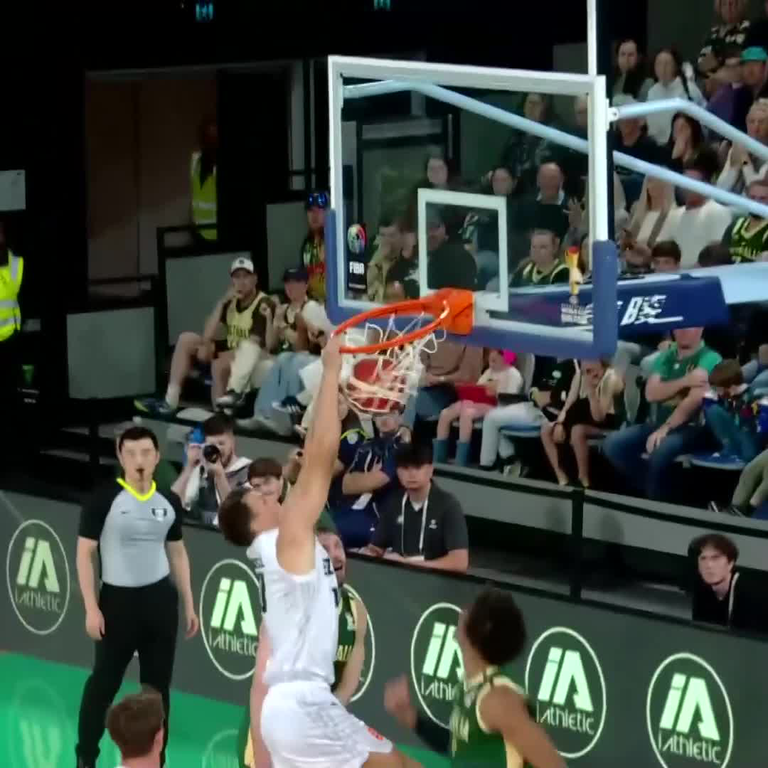 You just can't put Yanni down 💪 #FIBAWC x #StepItUpTallBlacks