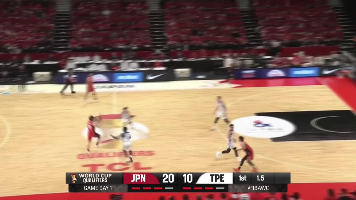 ブザービーターで締める💫 馬場雄大が“超”ロング3ポイント😱 日本が13点リードで第1Q終了 🏆FIBAワールドカップ2027 アジア予選🏀 📺#DAZN でライブ配信中 🆚日本×チャイニーズ・タイペイ #AkatsukiJapan #FIBAWC #StepItU バスケットボール日本代表