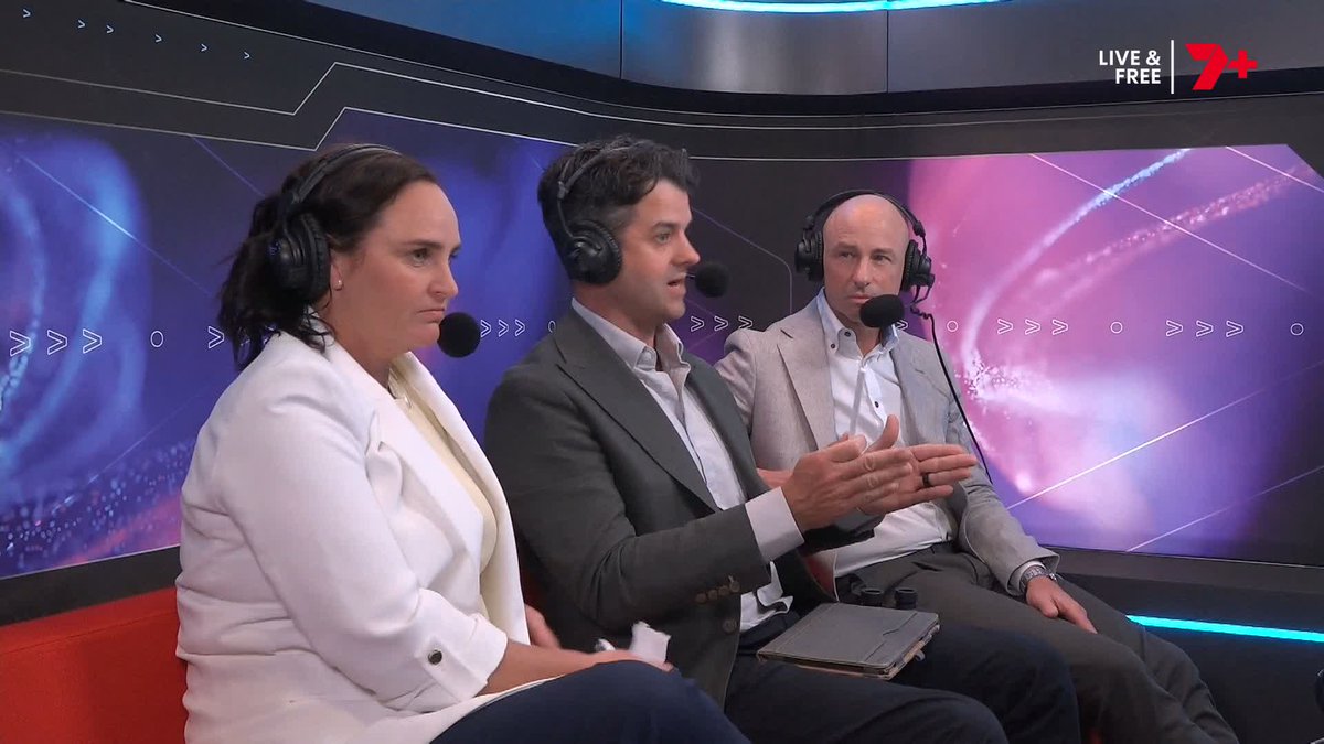 "It's an embarrassment and they could have done things a lot better than we have (seen) tonight." - Katey Martin "That is an utter embarrassment that's taken place." - Alister Nicholson "It's actually embarrassing for the game." - Callum Ferguson - On tonight's finish #WBBL11