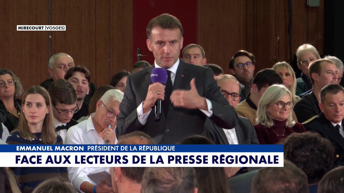Emmanuel Macron annonce l'interdiction des téléphones portables au lycée «à partir de la rentrée prochaine»