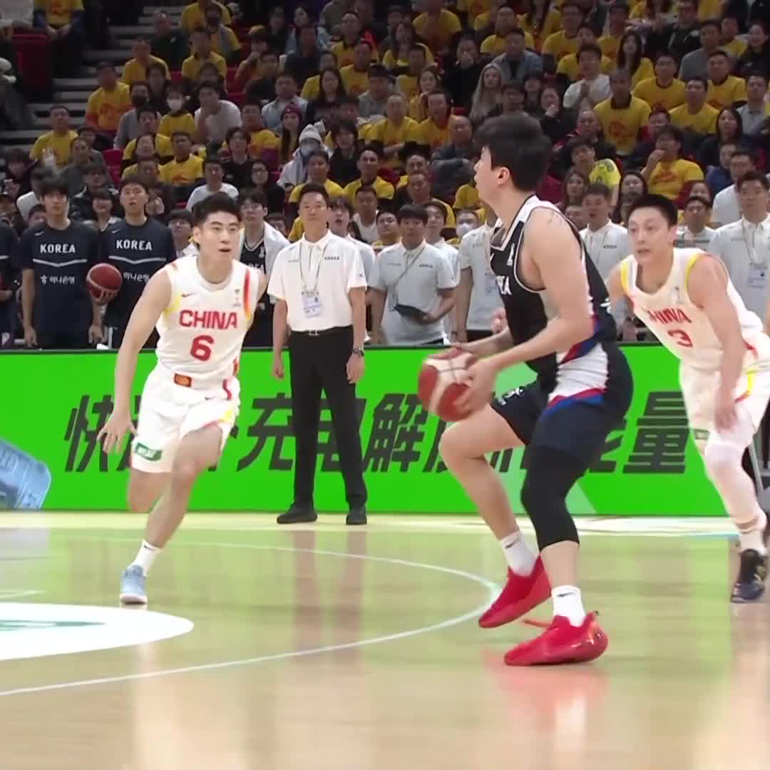 日本と同じグループ 中国vs韓国 韓国が格上の中国に勝利 80対76 長崎ヴェルカのイヒョンジュンがチームトップ33得点14リバの大活躍 中国はNBA選手とそれに近いクラスの選手がまだ複数いる 7月の日本の試合には出てくる可能性あり この1敗は日本にとっても影響がありそうです