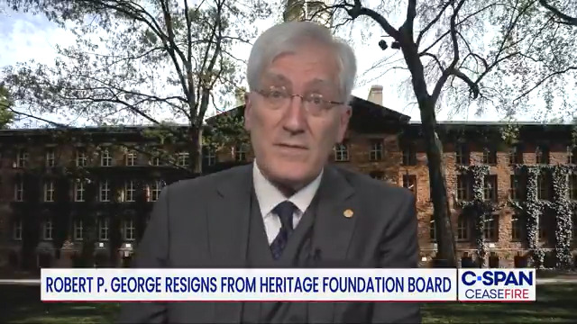 Ceasfire Princeton University professor Robert George (Robert P. George) talks about leaving the Heritage Foundation amid the controversy over Tucker Carlson's interview with white nationalist Nick Fuentes: "I had to follow my conscience."