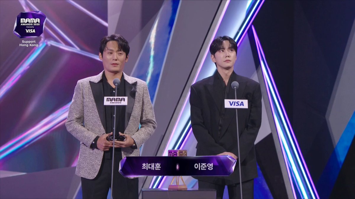 [#2025MAMA] FANS’ CHOICE FEMALE TOP 10🏆 i-dle (아이들) Presenting the winner of the 2025 MAMA AWARDS. 2025 MAMA AWARDS의 수상자를 소개합니다. HEAR MY ROAR, UH-HEUNG 2025 MAMA AWARDS #MAMAAWARDS #2025MAMAAWARDS