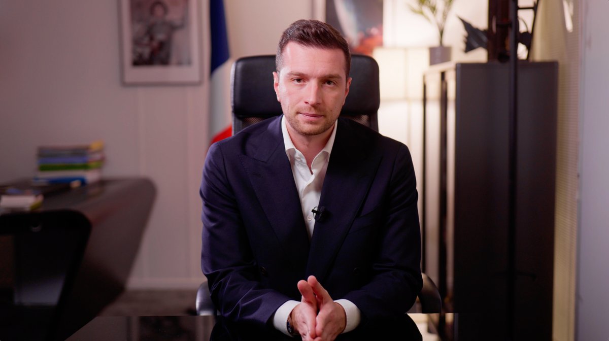C’est le cadeau de Noël du gouvernement aux Français : le Premier ministre a décidé, par décret, l'augmentation de 2 milliards d'euros des taxes sur les carburants, le fioul, le gaz et l’électricité. Mobilisons-nous pour faire annuler ce nouveau hold-up fiscal.
