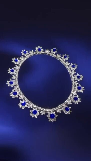 A rare Kashmir sapphire and diamond necklace sells for over $16M USD (HK$125M) at Christie’s Hong Kong