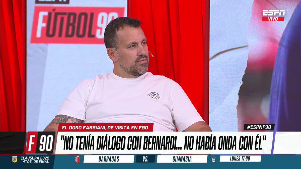 Cristian Fabbiani habló tras sufrió salida de #Newells 🔴⚫️ FUERTE DECLARACIONES: “Con Bernardi no tenía diálogo. Era un club aparte. Soy sincero porque le dan un partido, se larga a llorar y quedó mal yo que puse la cara”