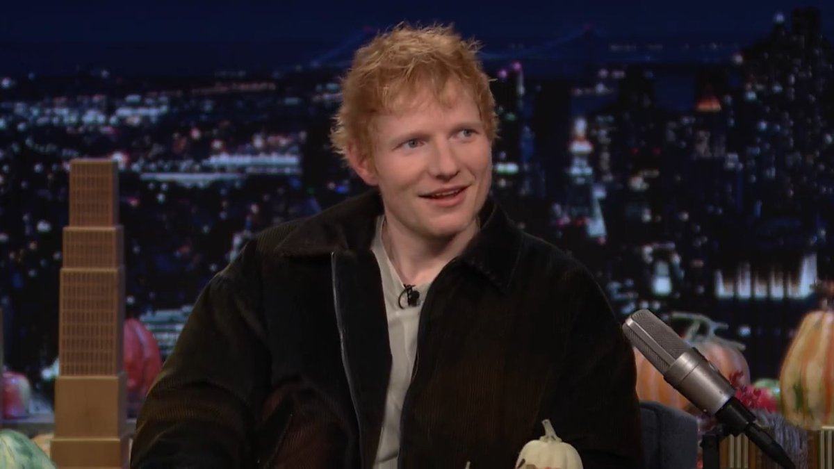 .Ed Sheeran HQ owns C-3PO?! #FallonTonight