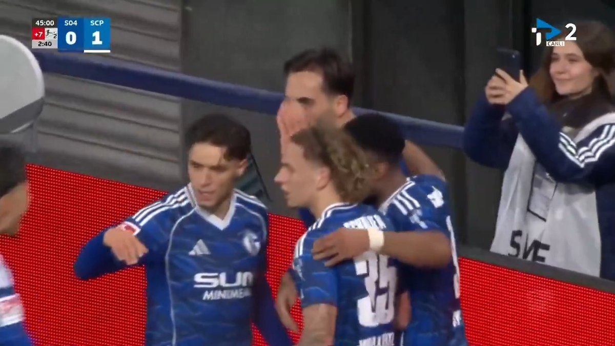 Kenan Karaman'dan nefis gol! Kaptan, Schalke'yi taşımaya devam ediyor!