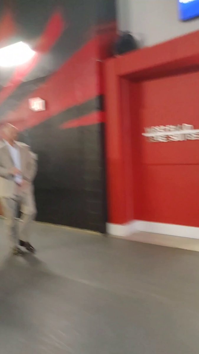Even Brent Key has to show his credential to get on the field here at Mercedes-Benz Stadium. Jackets making their way to the turf for some pregame.
