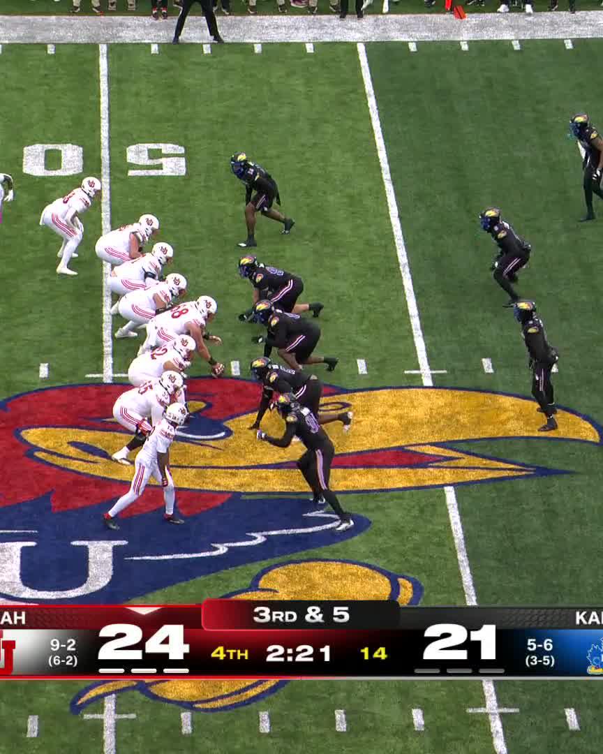 🗡️ The Devon Dampier ➡️ Larry Simmons connection scores again... Utah Football extends it lead back to two scores. #Big12FB | 📺 ESPN