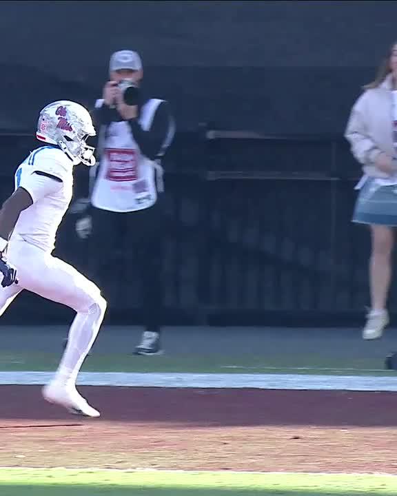 ALL GAS. NO BREAKS. REBELS 88-YD TD 🏁 Ole Miss Football x 📺 ABC