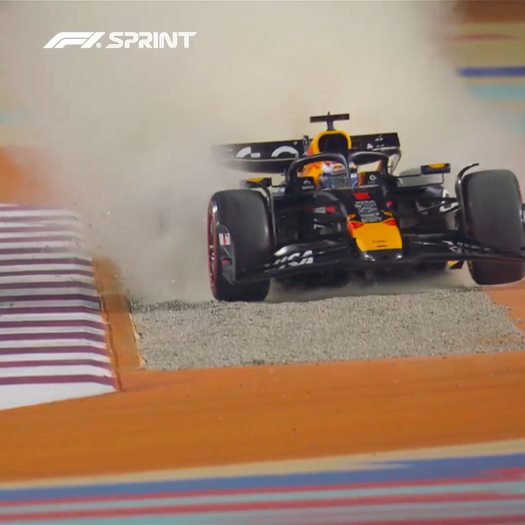 A tough Friday for Max 😖 He starts Saturday's #F1Sprint from P6 on the grid #F1 #QatarGP