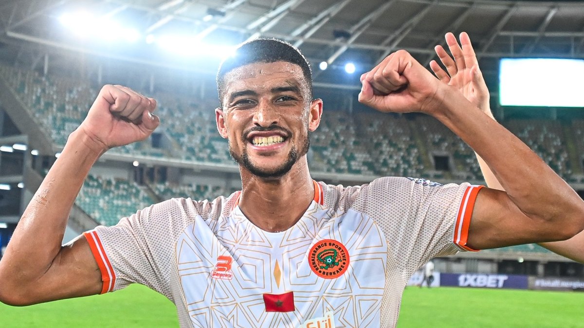 Adrenaline level ⬆️ RS Berkane score twice in stoppage time to flip the match. 🤯 #TotalEnergiesCAFCL