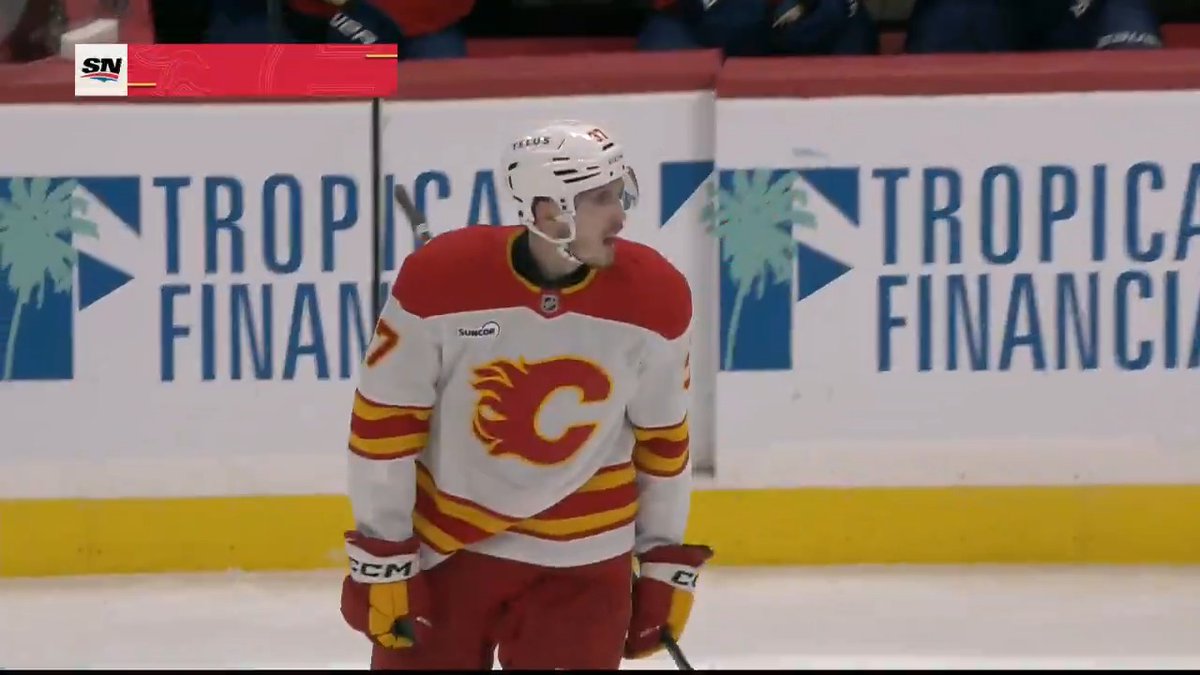 Grab that puck 🔥