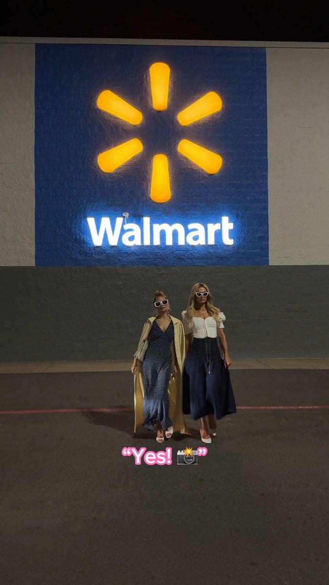 Consider this your sign to go #BlackFriday shopping at Walmart with your bestie 💞👯♀️ Shop my collection in store or online!