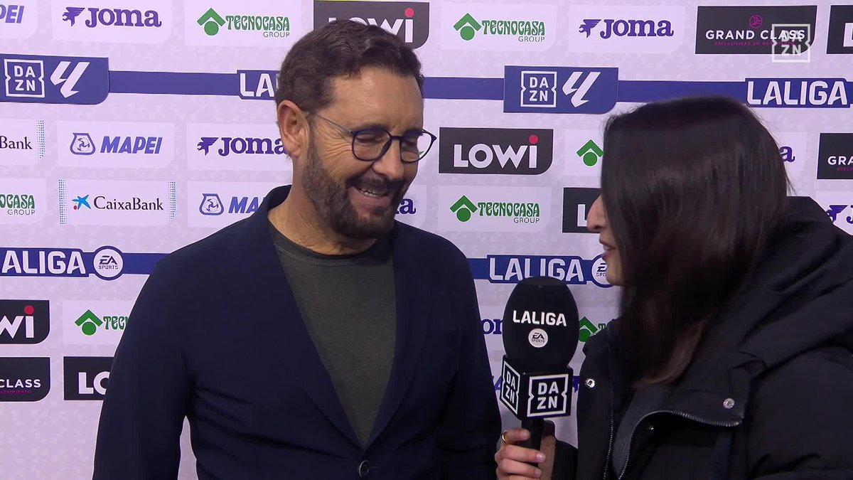La sonrisilla de Bordalás cuando Irene Pallardó Pérez pregunta por Nyom 😬 ¡Un entrenador rendido al héroe del día! #LALIGAenDAZN ⚽️
