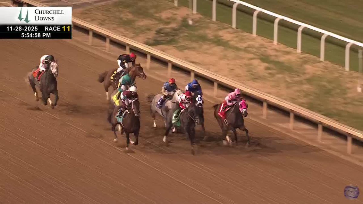 WHAT A FINISH! 👀🤩 The 3YO Magnitude wins the G2 Clark at @churchilldowns under Jose Ortiz for trainer Steve Asmussen! 🏆 🎥 #TwinSpiresReplay