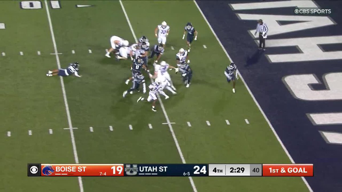 Dylan Riley dashes into the end zone and Boise State Football takes the lead with 2:26 to play. CBS | Paramount+