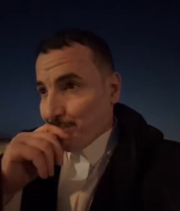 حسسنا بأنه شنب عنترة بن شداد امحق من شنب 😂 @القناة الأهلاوية