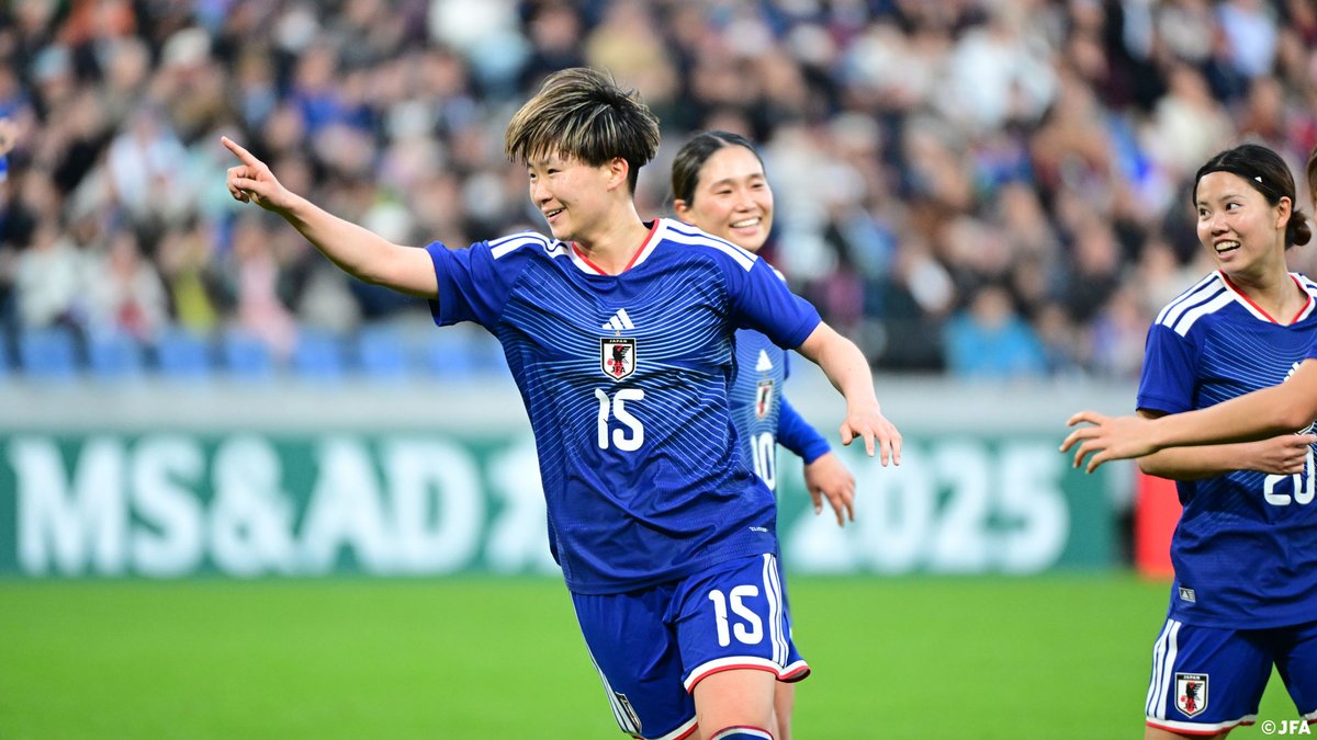 🔹長崎でのゴールをピッチレベルから！🎥⚽️ 仕上げは #藤野あおば ☝️ 見事なパスワークで相手を崩してゴール✨ 🏆MS&amp;ADカップ2025 🇯🇵なでしこジャパン 3-0 カナダ女子代表🇨🇦 #BEYOURBESTSELF #最高の自分であれ #夢への勇気を #なでしこジャパン