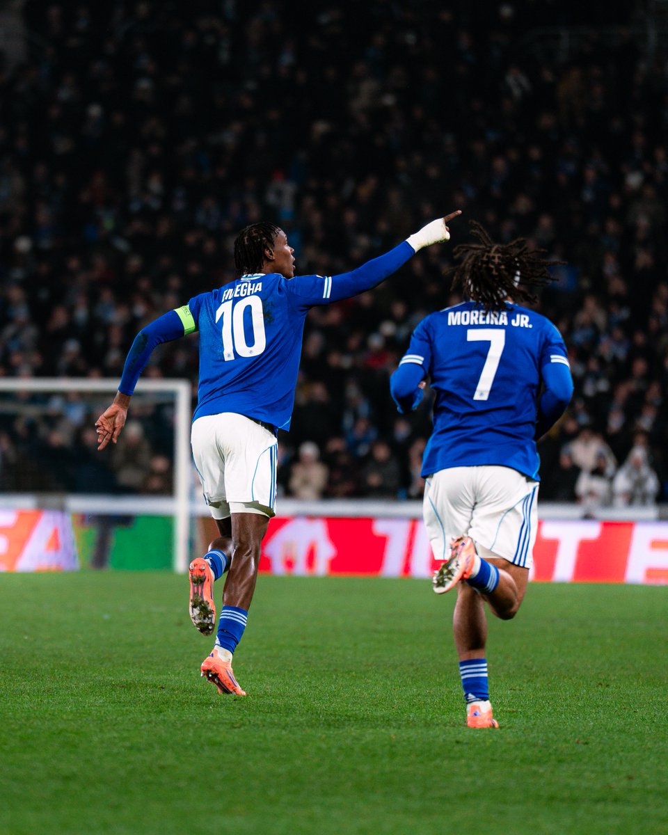 🇳🇱✨ Emanuel Emegha's goal vs Crystal Palace in the Conference League. 🎯😎 He will join Chelsea in the summer of 2026.