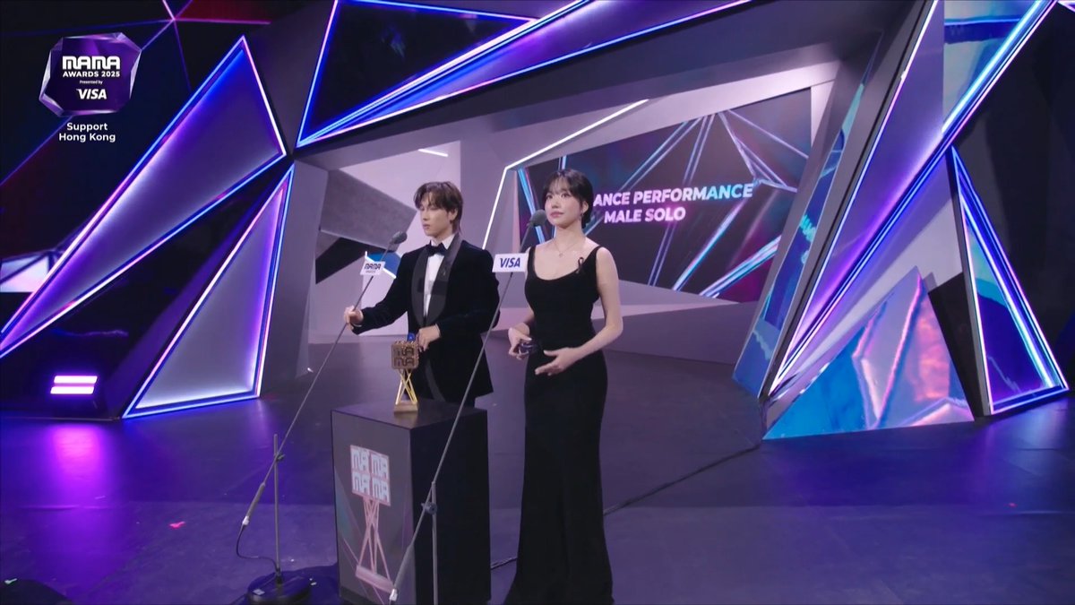 [#2025MAMA] BEST DANCE PERFORMANCE MALE SOLO 🏆 G-DRAGON Presenting the winner of the 2025 MAMA AWARDS. 2025 MAMA AWARDS의 수상자를 소개합니다. HEAR MY ROAR, UH-HEUNG 2025 MAMA AWARDS #MAMAAWARDS #2025MAMAAWARDS