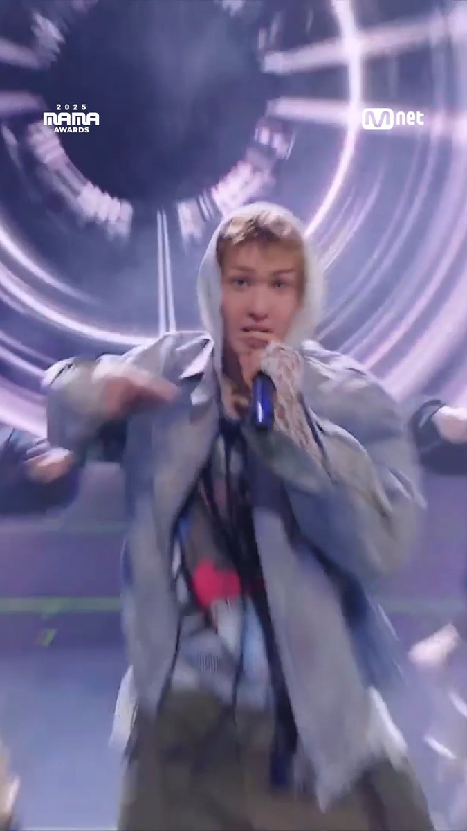CORTIS performs ‘GO!’ at the 2025 MAMA Awards.