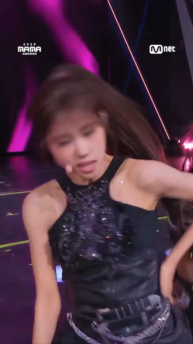 [#2025MAMA] Mamma Mia (MAMA ver.)💿 🎙️izna HEAR MY ROAR, UH-HEUNG 2025 MAMA AWARDS #MAMAAWARDS #2025MAMAAWARDS