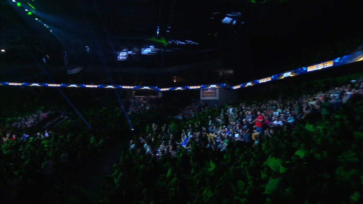 anyone who thinks "Will Ospreay doesn't sell"...just watch this entrance bruv