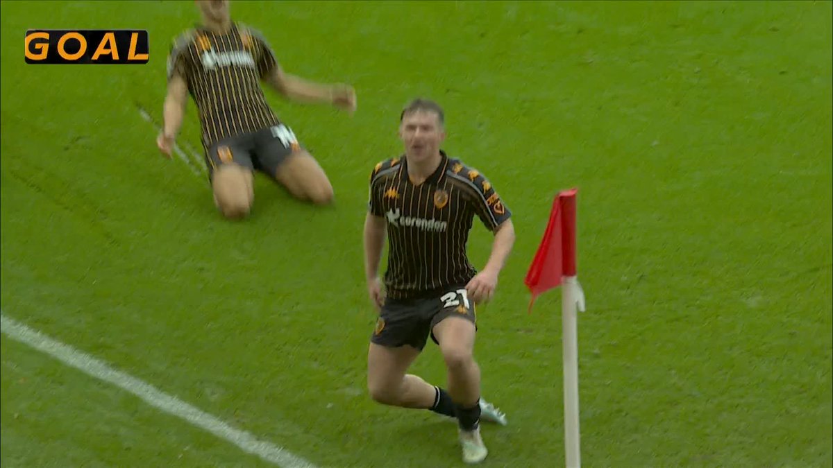 Joe Gelhardt puts Hull City ahead in added time! 😨