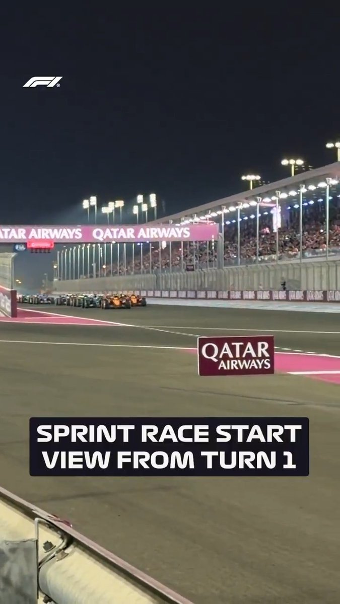 Lights out! ⚫️⚫️⚫️⚫️⚫️ The view from Turn 1 👀 #F1Sprint #QatarGP