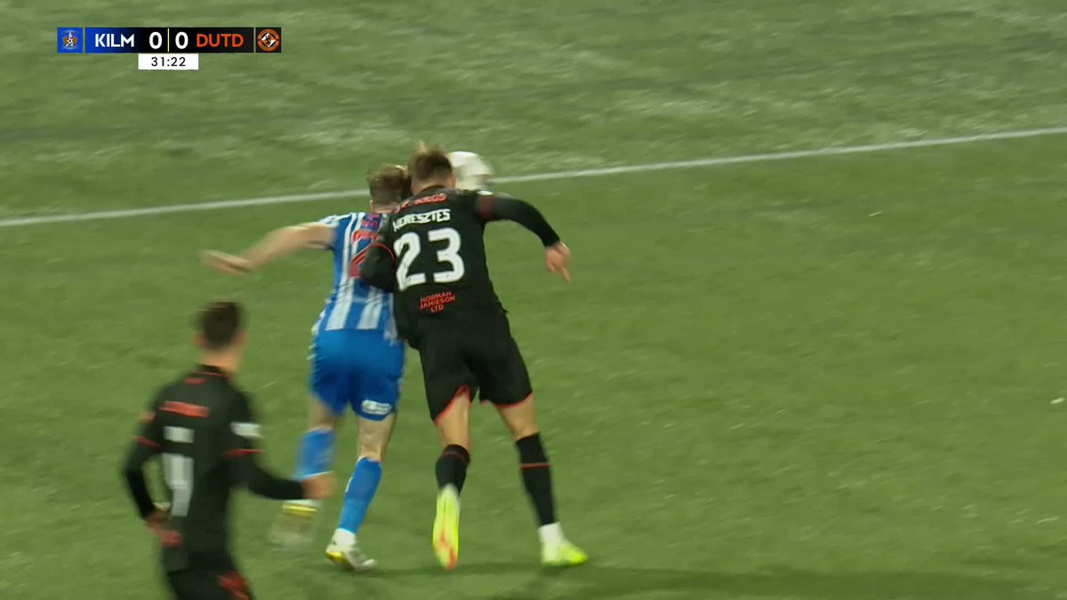 "That's not a penalty for me" 🎙️ Kilmarnock get a spot kick of their own after Krisztián Keresztes is ruled to have fouled Marley Watkins Presented by SBK | 18+ | Please Gamble Responsibly