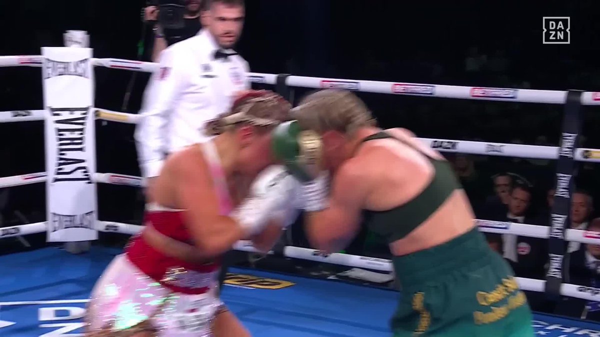 Action starting to turn up 🥊 #WhittakerGavazi | Live NOW on DAZN ◾