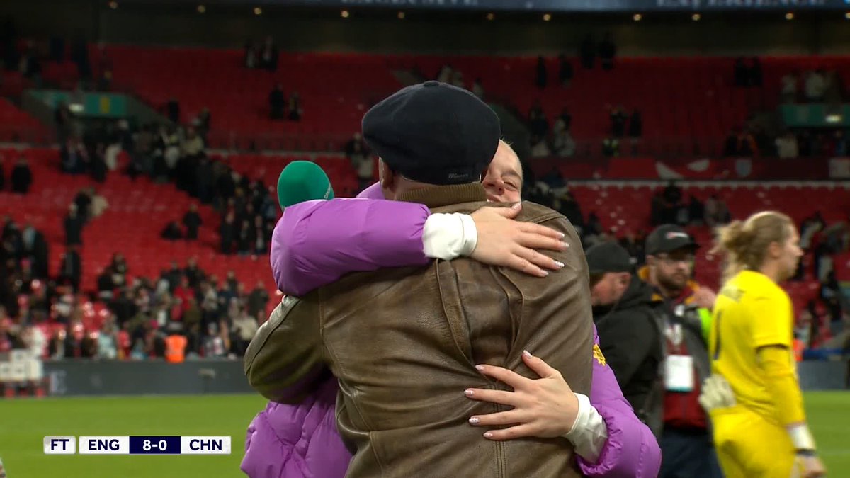 "I'm so proud of you!" 🥰 Wrighty loves the Lionesses ❤️🏴󠁧󠁢󠁥󠁮󠁧󠁿 #ITVFootball | #Lionesses | Ian Wright
