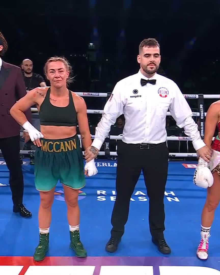 Six rounds banked for Meatball 💪 She defeats Ebonie Cotton 58-56 on the cards 👏 #McCannCotton #WhittakerGavazi