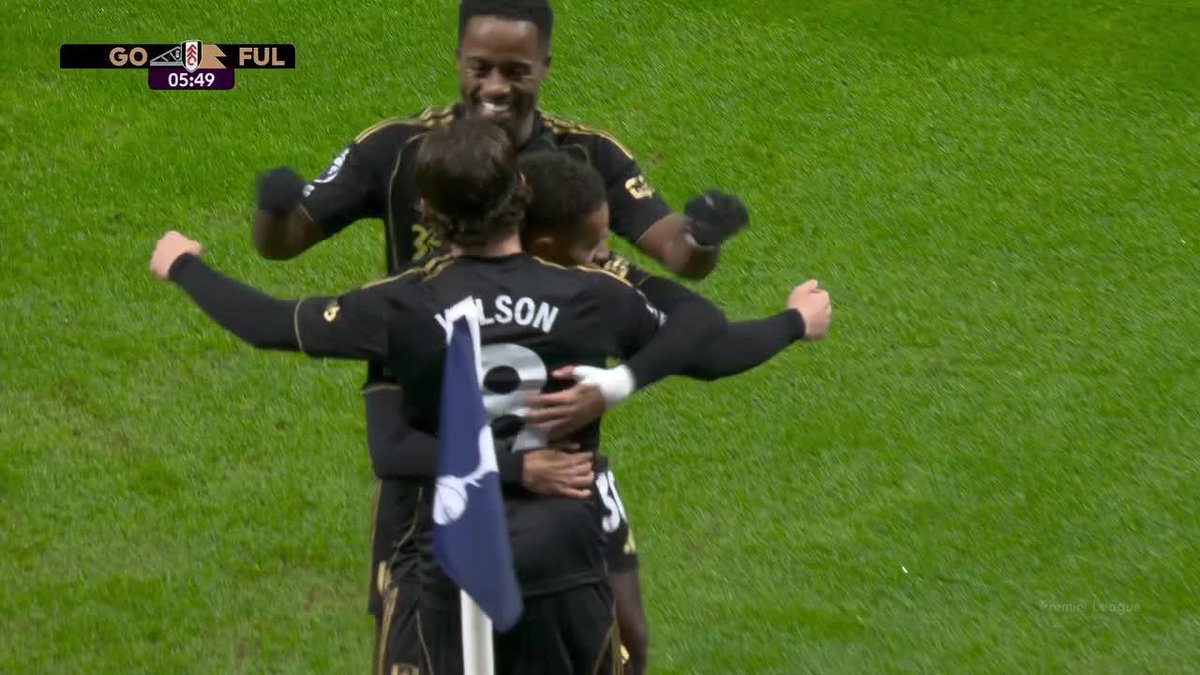 El gol más normal en un partido de Tottenham: