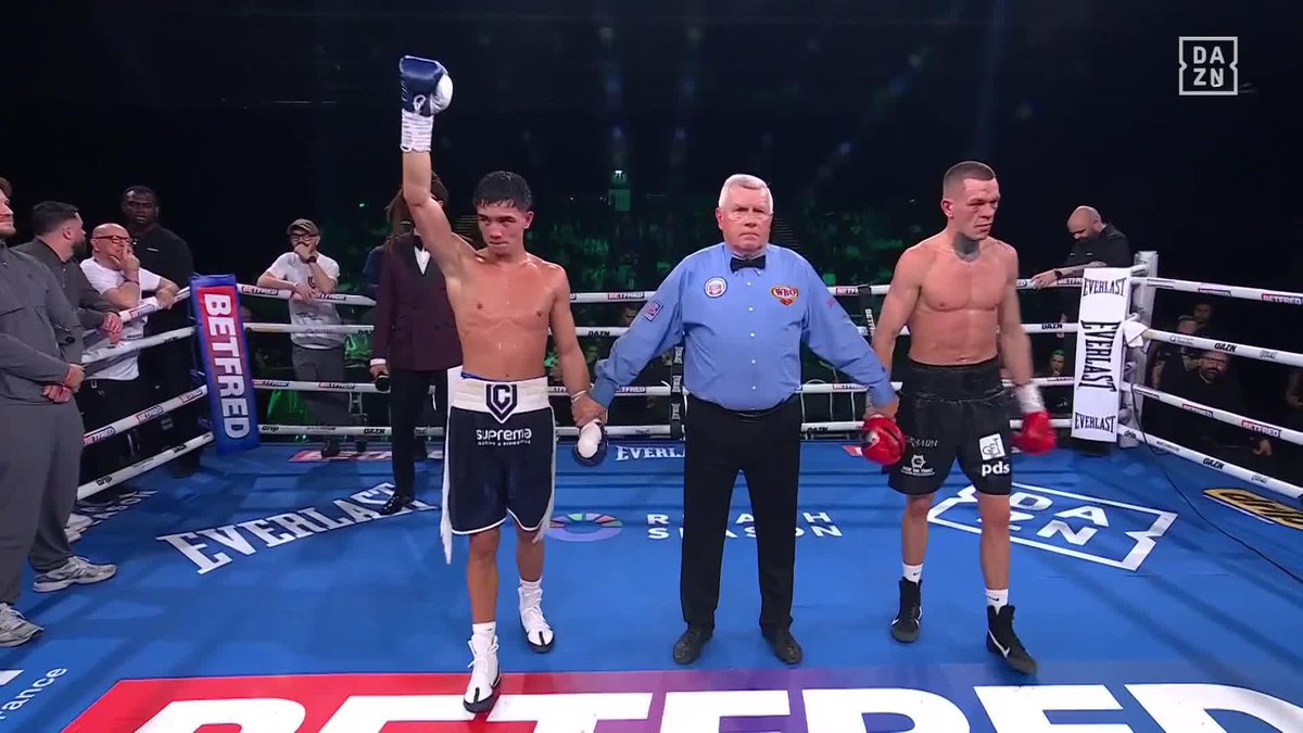 We have majority Draw 🥊 #WhittakerGavazi | Live NOW on DAZN ◾