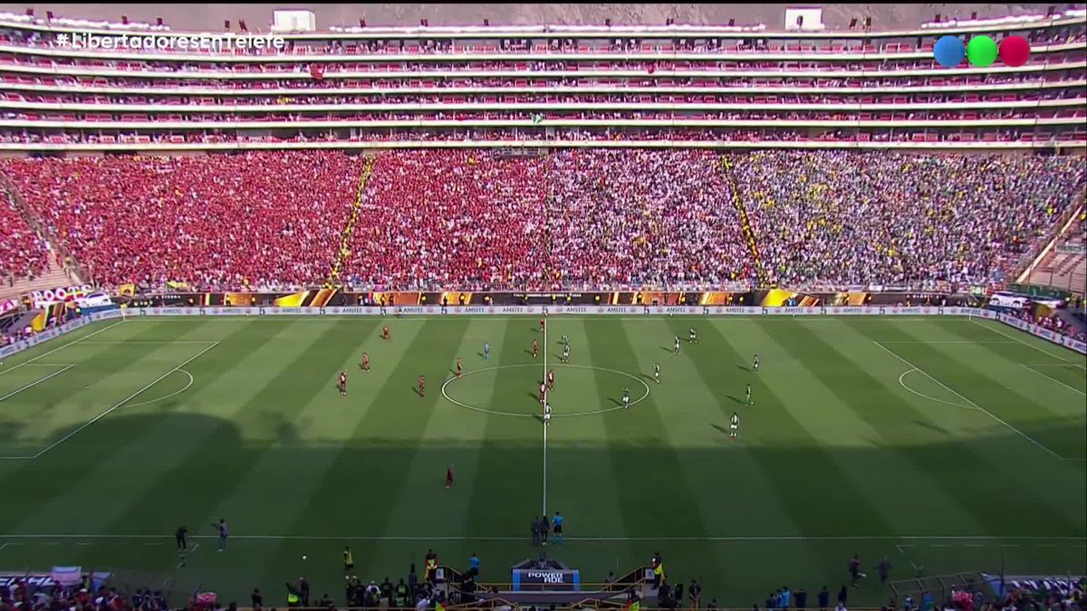 🔛 Arrancó la final entre Palmeiras y Flamengo en el Monumental de Lima 🇵🇪 Mirá la final en con Pablo Giralt y @jpvarsky 📺 #LibertadoresEnTelefe