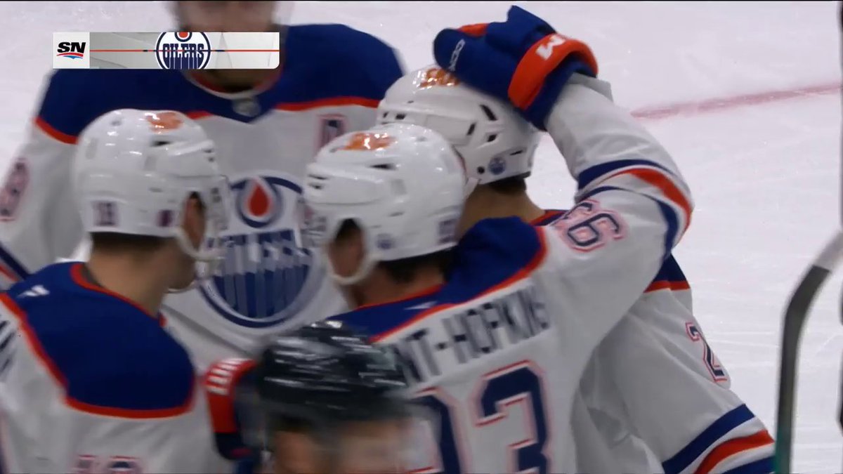 Ryan Nugent-Hopkins with a great goal in his first game back after missing nine games 💪