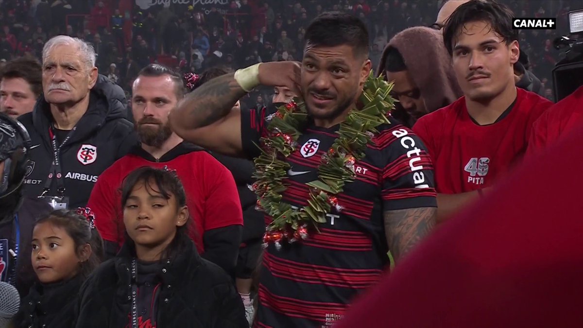 "Merci !" 🎤 L'hommage d'Ugo Mola et des Toulousains pour le départ de Pita Ahki 🥹🫶 #STR92