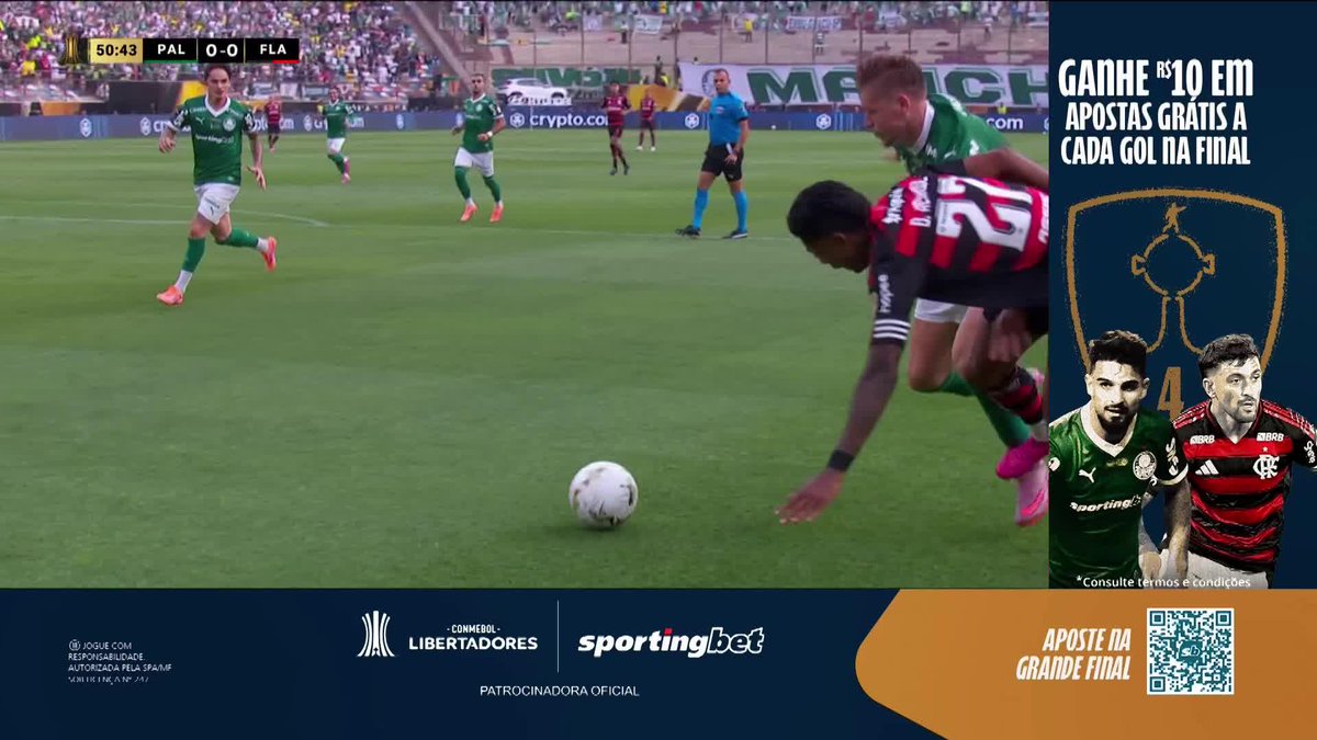 Murilo quase entregou a paçoca para o Flamengo, mas Gustavo Gómez salvou o Palmeiras. 🎥 TV Globo 📺 | ge