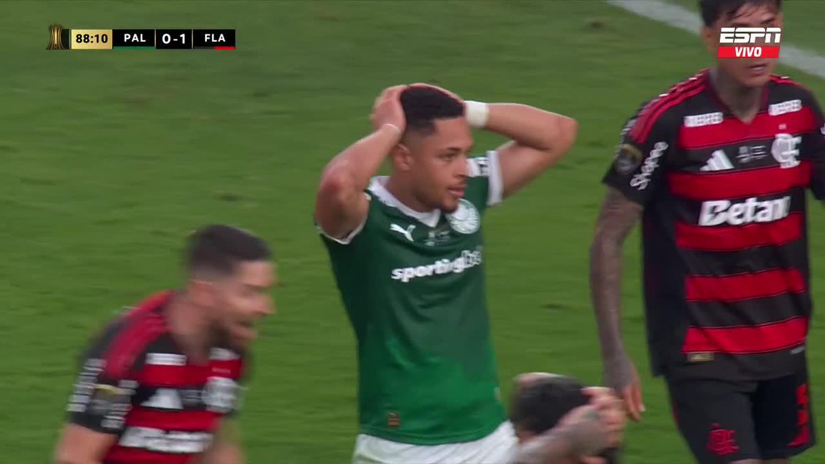 🇧🇷😳 INCREÍBLE ERRADO DE VITOR ROQUE. ERA EL EMPATE DE PALMEIRAS AL 89'.