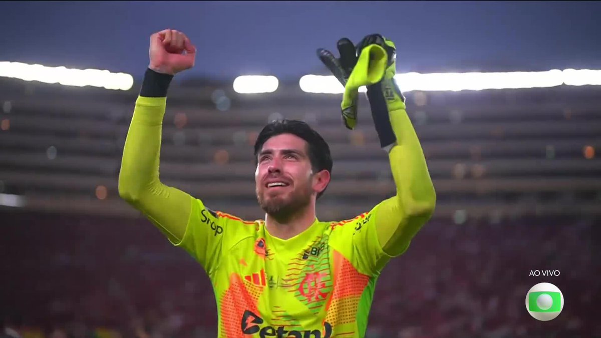 A emoção de Rossi, Jorginho e Varela com o tetra do Flamengo na Libertadores. 🎥 TV Globo 📺 | ge